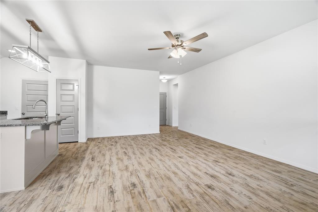 4680 Lincoln Landing Property Photo 9