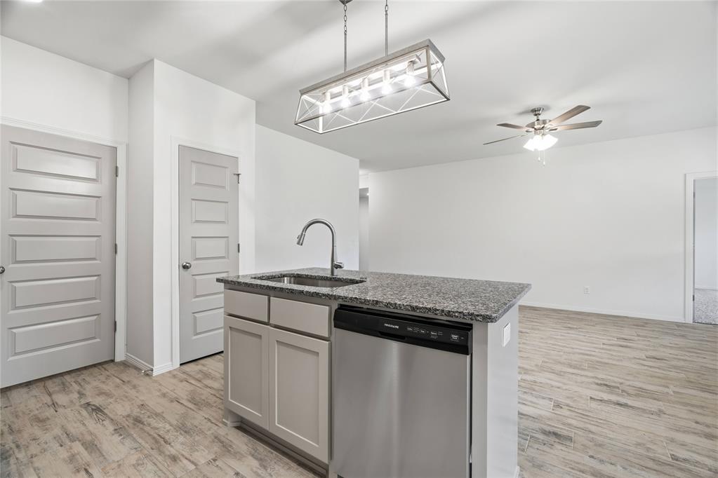 4680 Lincoln Landing Property Photo 12