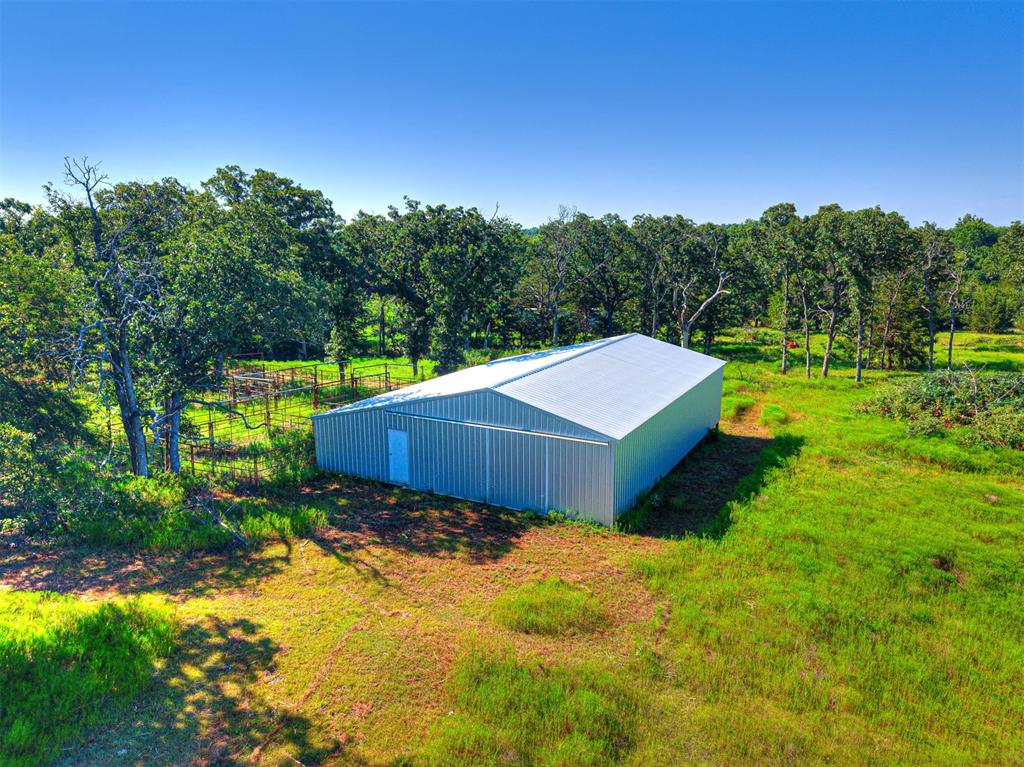 332477 E 850 Road Property Photo 7