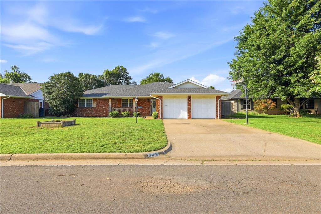 3108 Lakeside Drive Property Photo 1