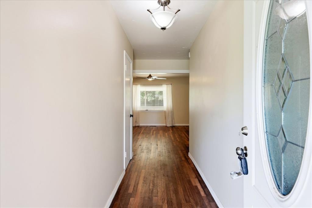 3108 Lakeside Drive Property Photo 3