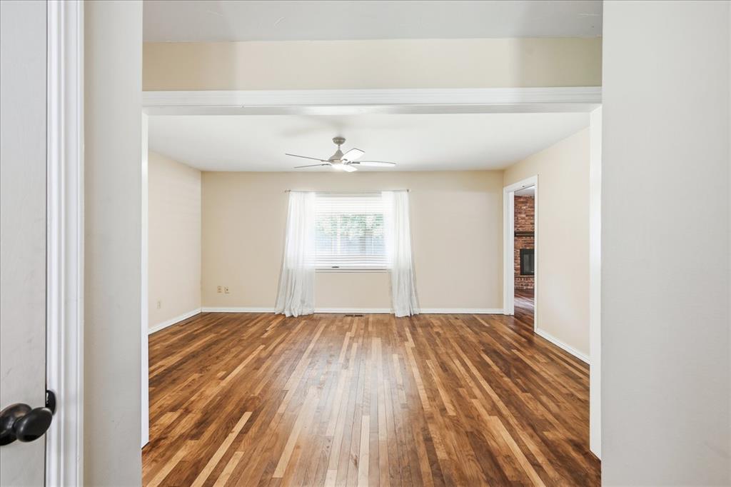 3108 Lakeside Drive Property Photo 5