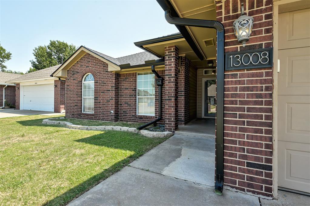 13008 Willowcrest Lane Property Photo 4