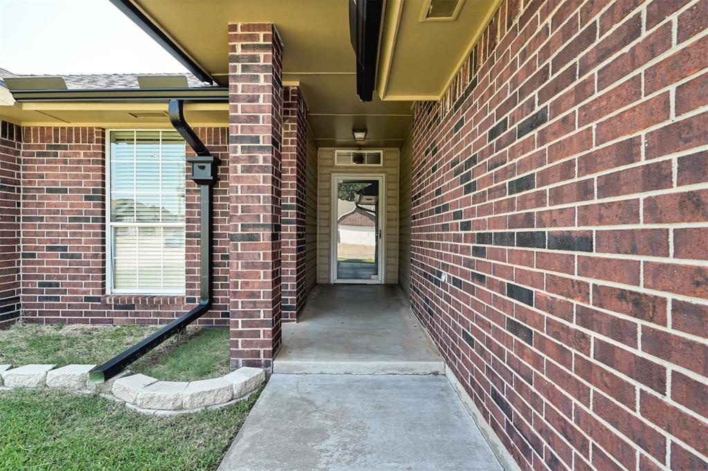 13008 Willowcrest Lane Property Photo 5