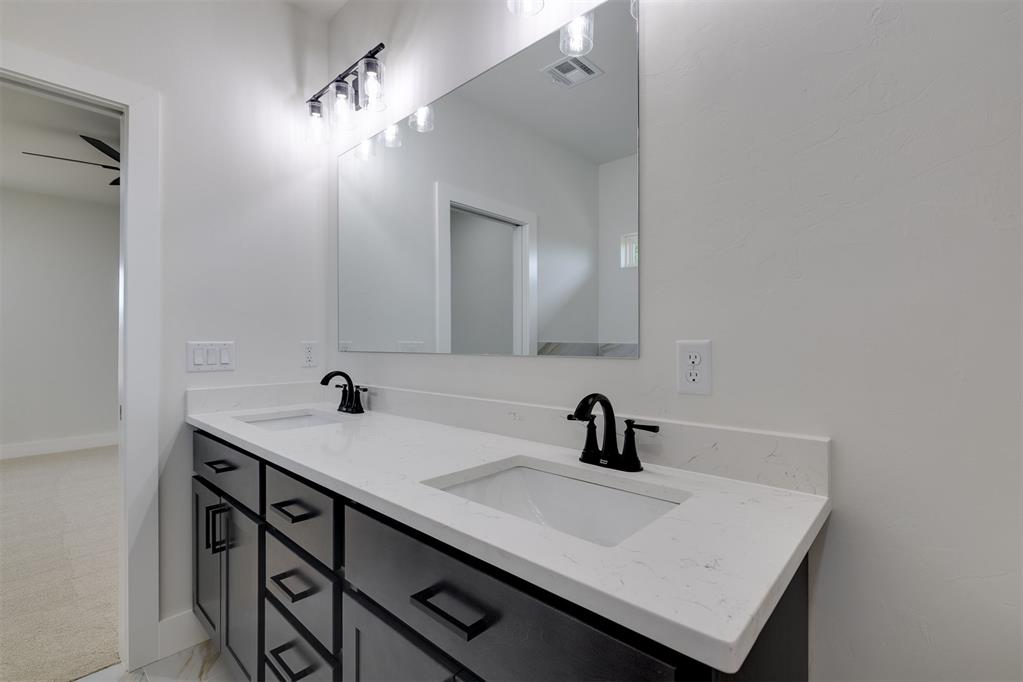 415 Se 54th Street Property Photo 26