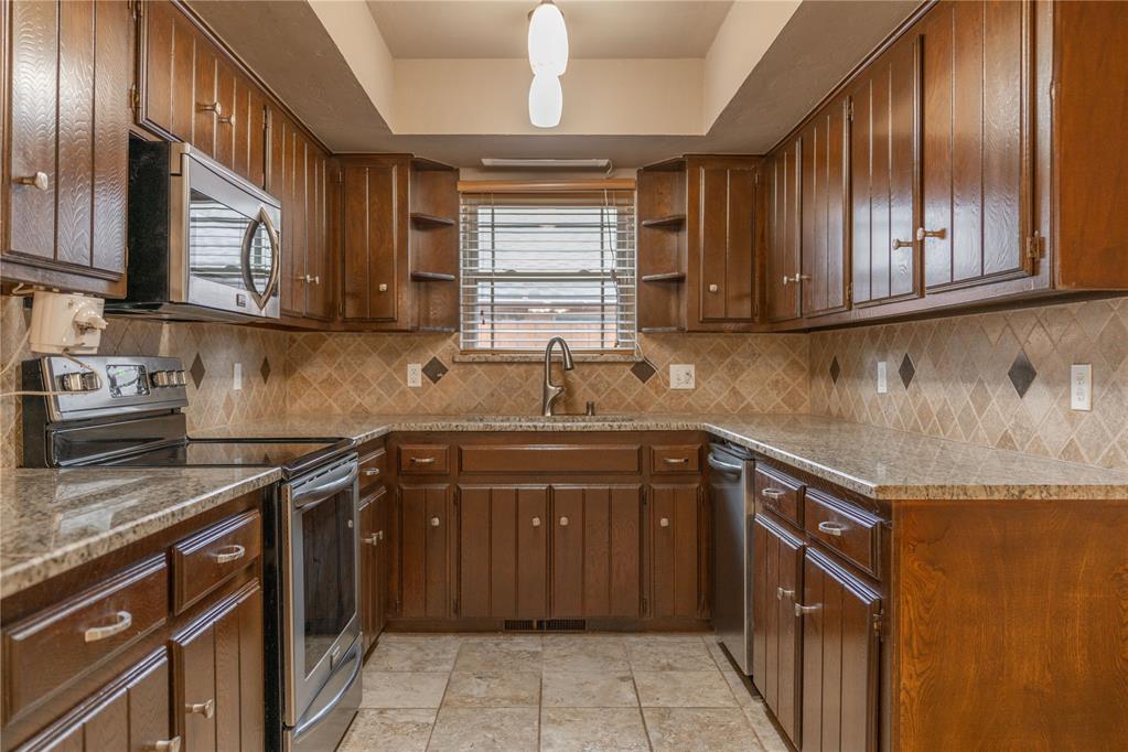 2513 Sw 95th Street Property Photo 16