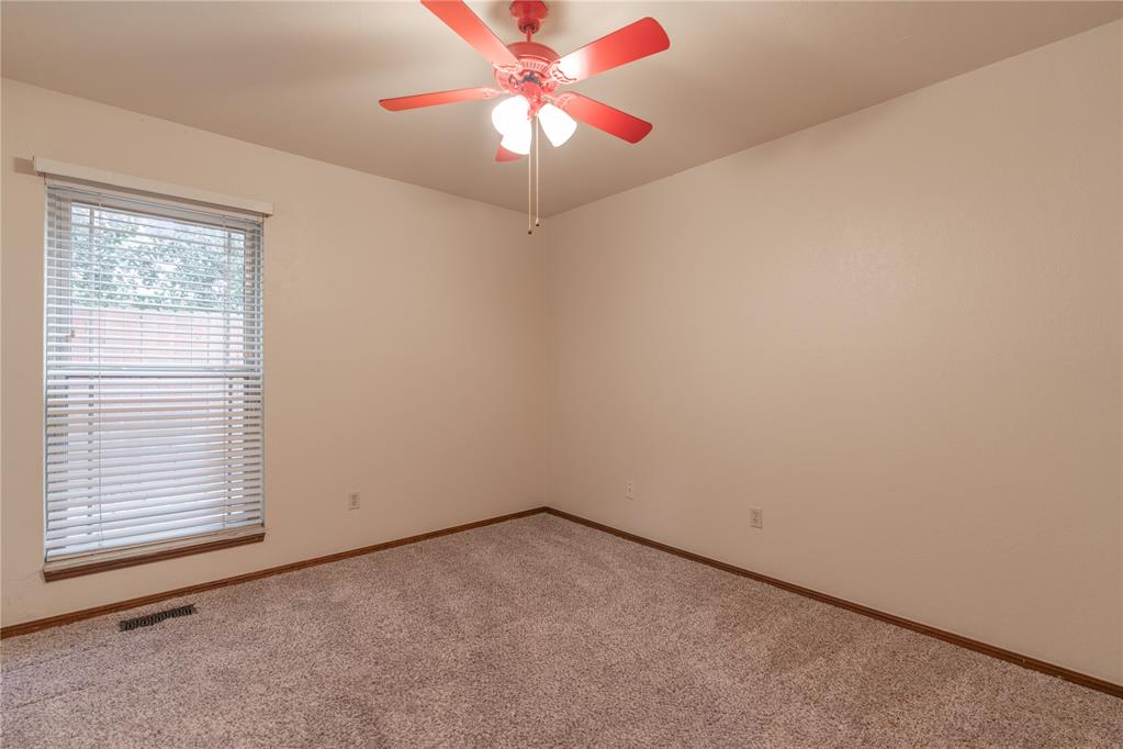 2513 Sw 95th Street Property Photo 32