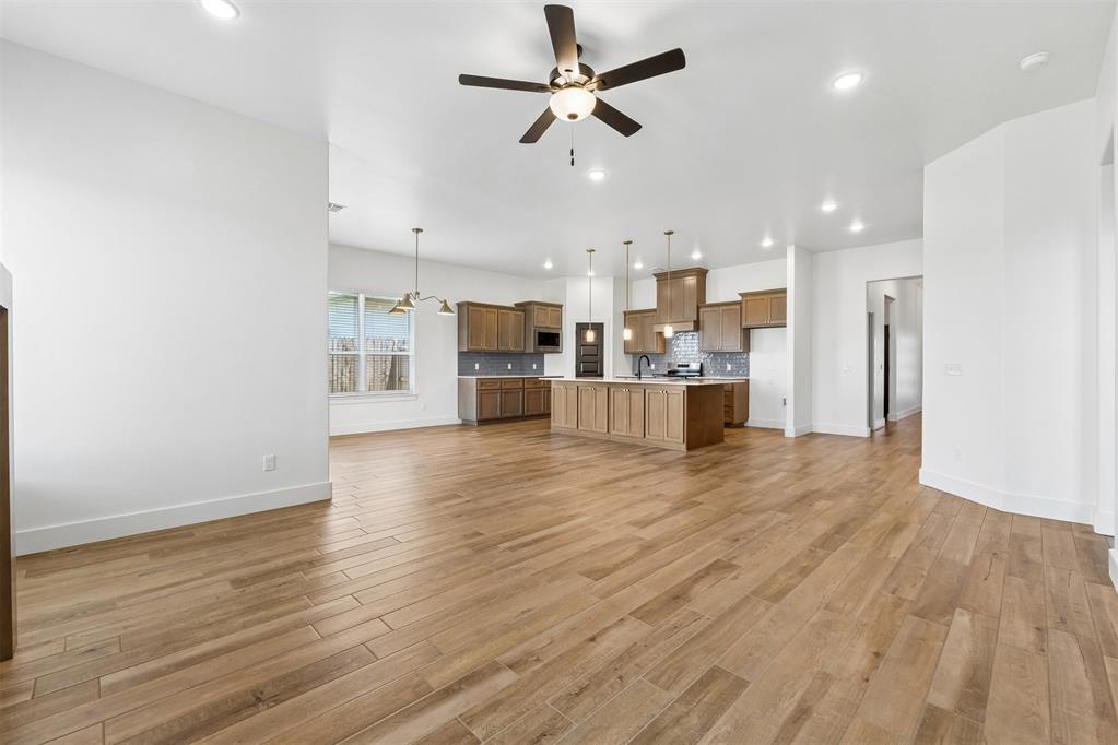 149 Sage Brush Way Property Photo 5