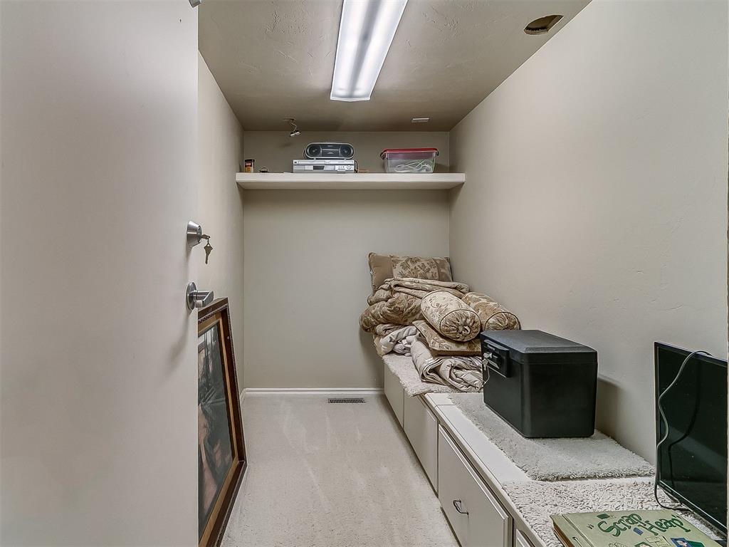 11050 Greenwood Drive Property Photo 23