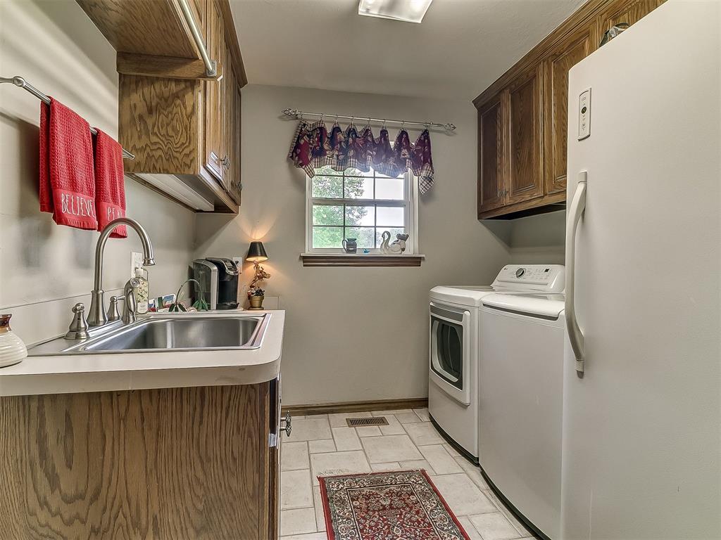 11050 Greenwood Drive Property Photo 39