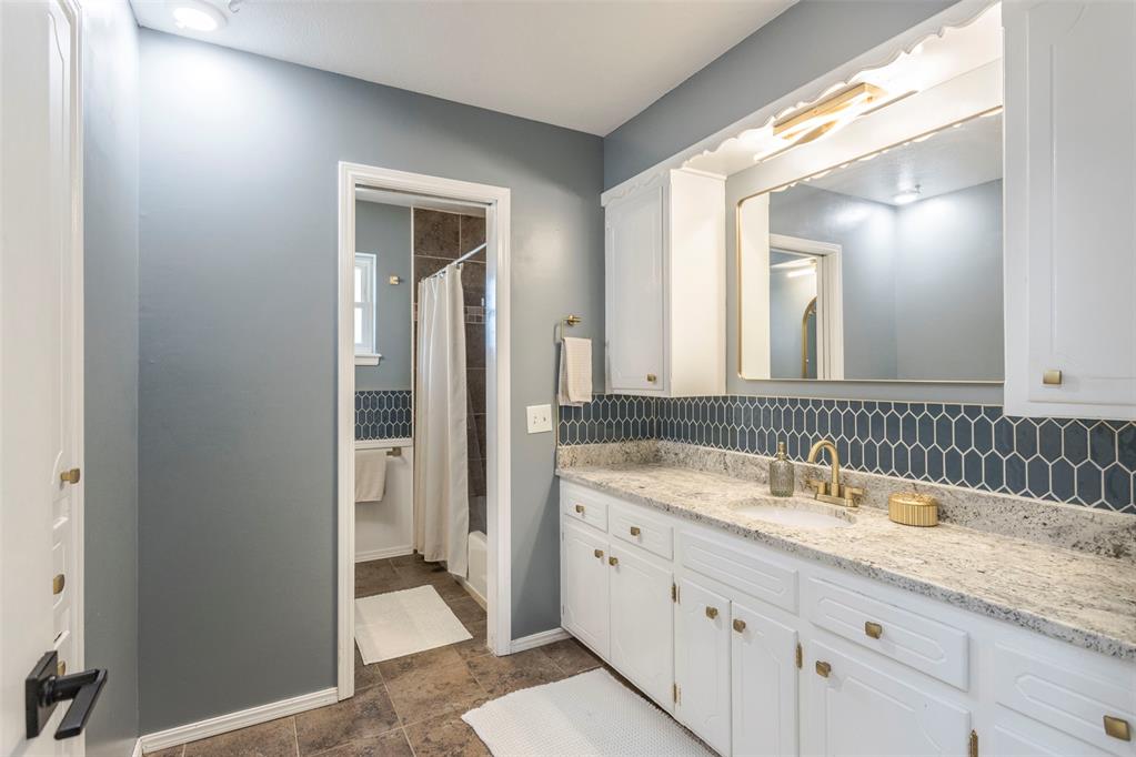 1512 Barclay Road Property Photo 17