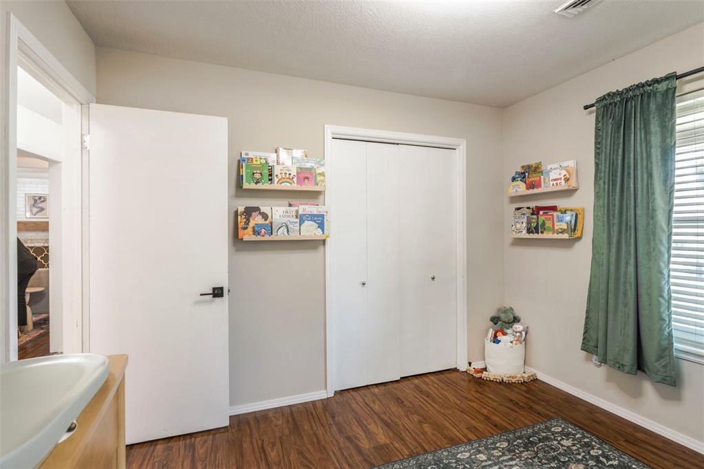 1512 Barclay Road Property Photo 27