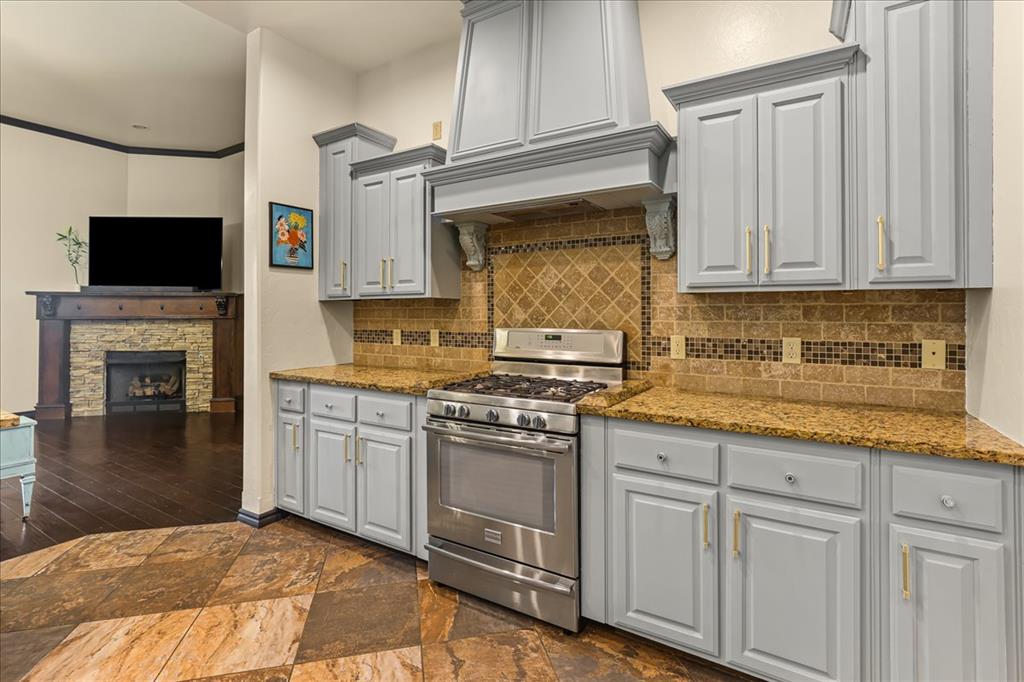 13332 Ambleside Drive Property Photo 16