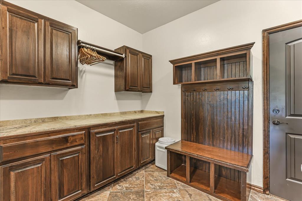 13332 Ambleside Drive Property Photo 40