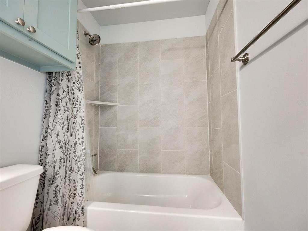 12509 Ne 36th Street Property Photo 23