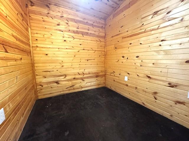 100482 S 3430 Road Property Photo 28