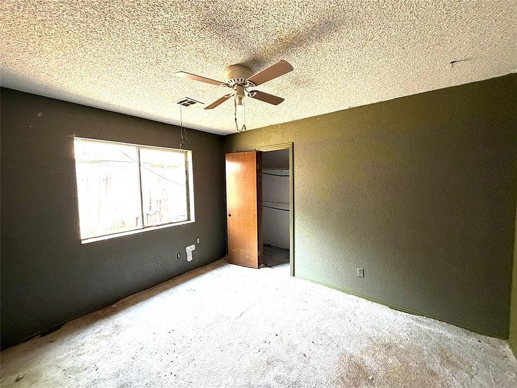 10408 Nw 40th Street Property Photo 17