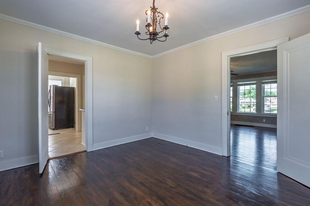 537 W Dill Street Property Photo 26