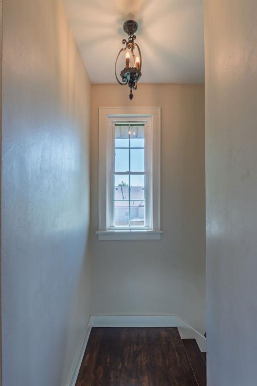 537 W Dill Street Property Photo 30
