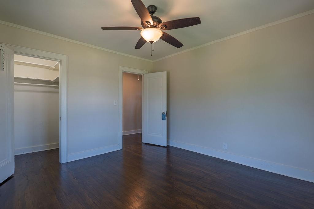 537 W Dill Street Property Photo 36