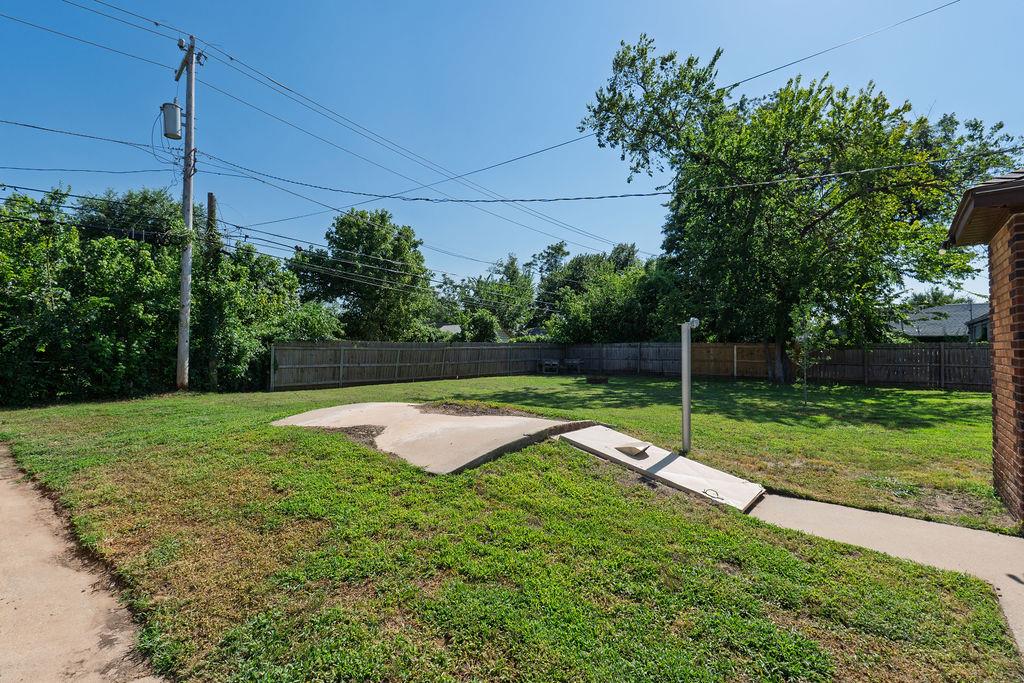 537 W Dill Street Property Photo 46
