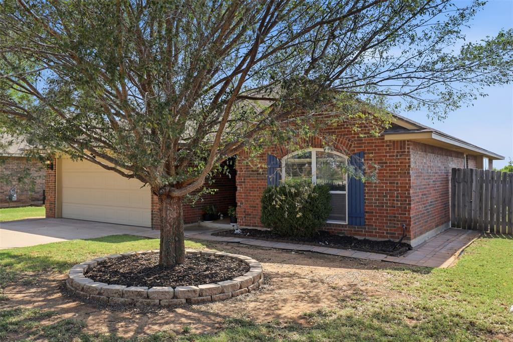 4205 Red Apple Terrace Property Photo 2