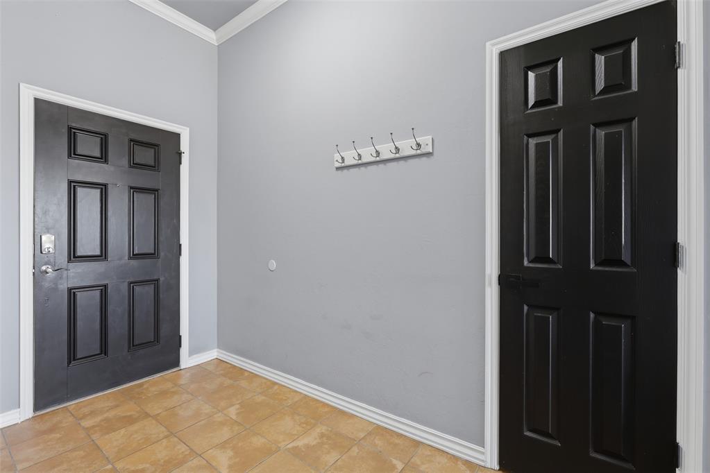 4205 Red Apple Terrace Property Photo 7