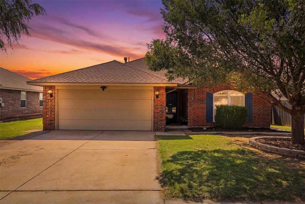 4205 Red Apple Terrace Property Photo 28
