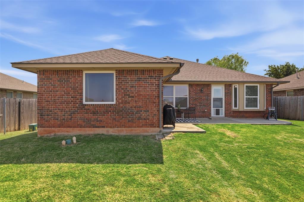 4205 Red Apple Terrace Property Photo 29