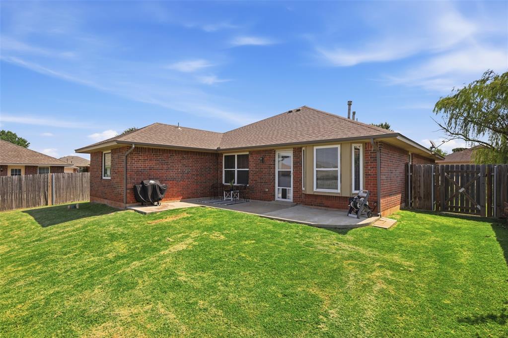 4205 Red Apple Terrace Property Photo 30