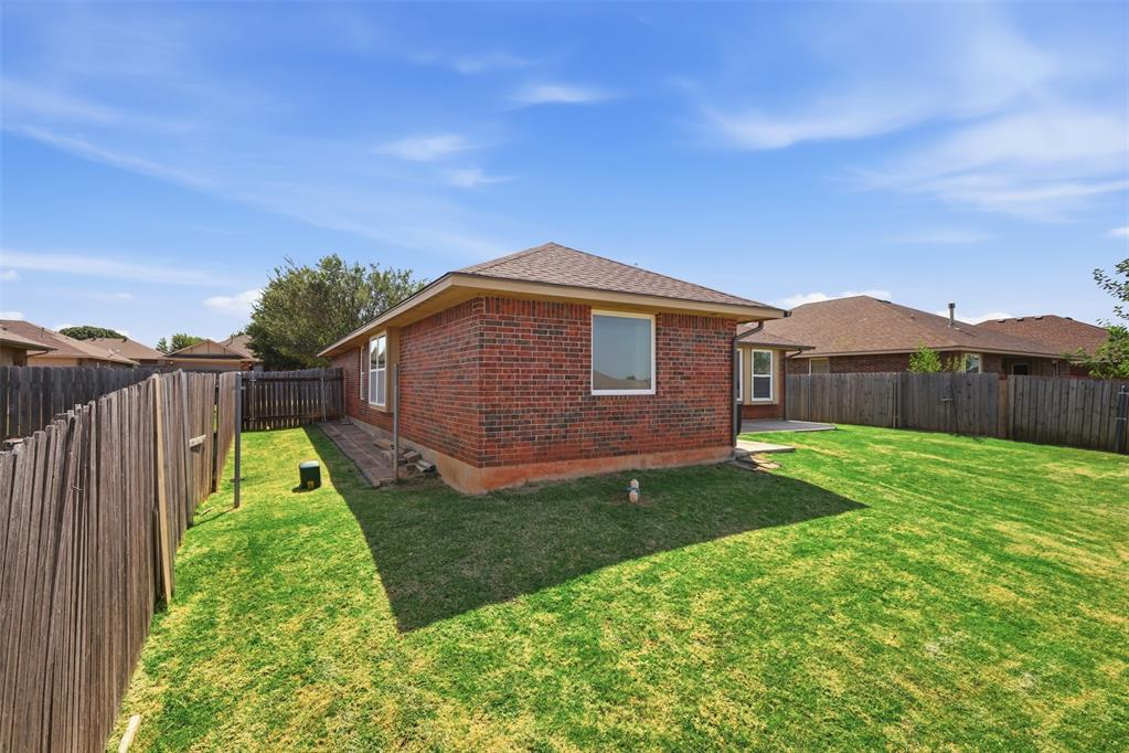 4205 Red Apple Terrace Property Photo 31