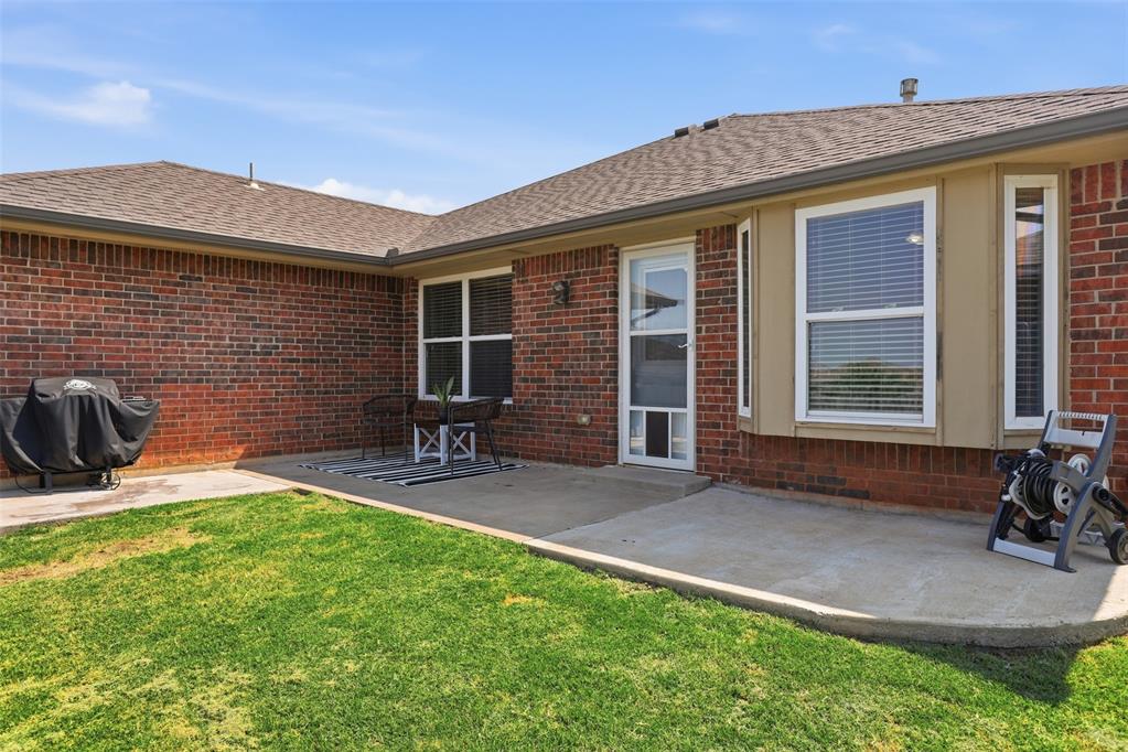 4205 Red Apple Terrace Property Photo 32