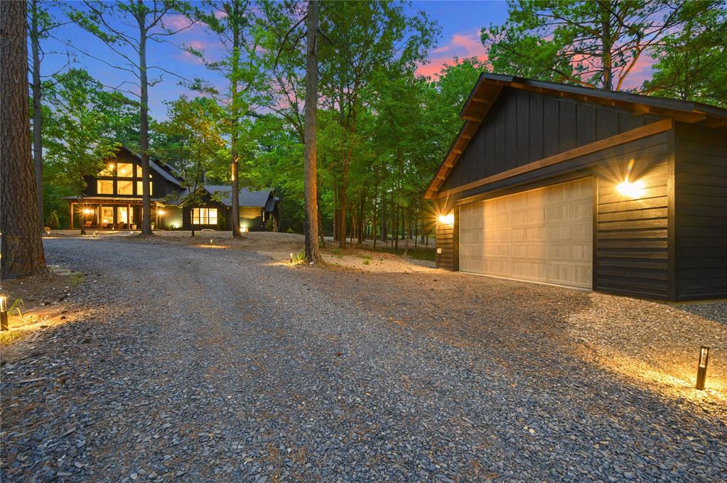 590 Three Creeks Road Property Photo