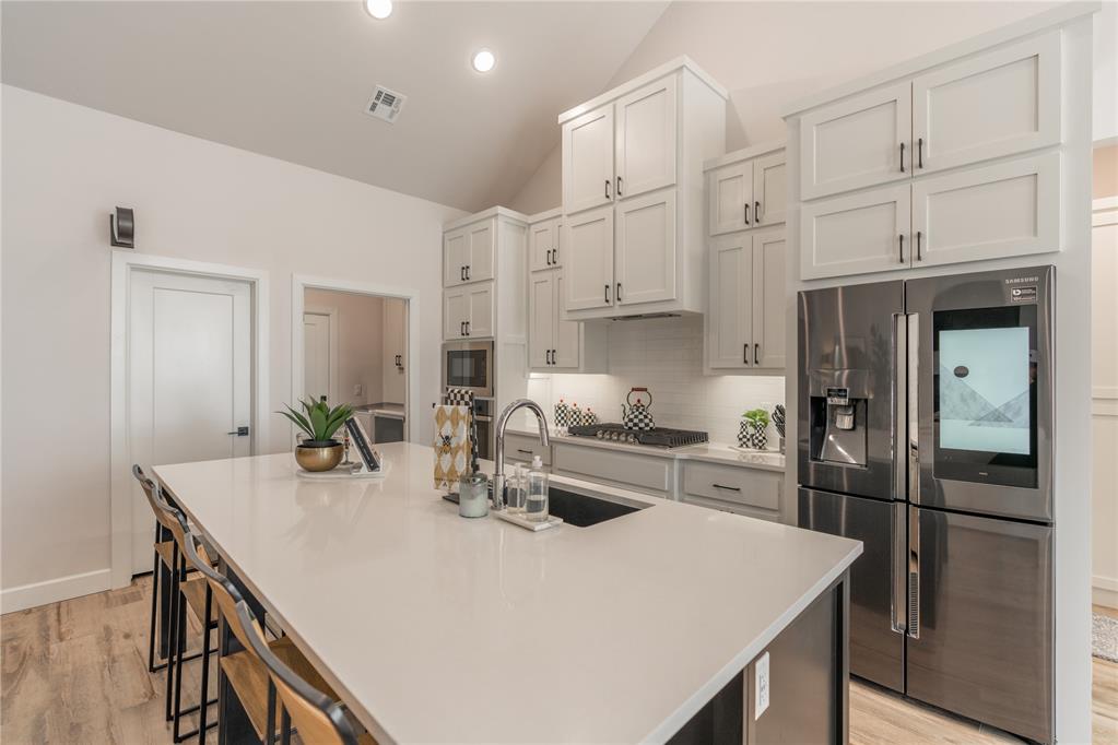 15405 Jasper Lane Property Photo 13