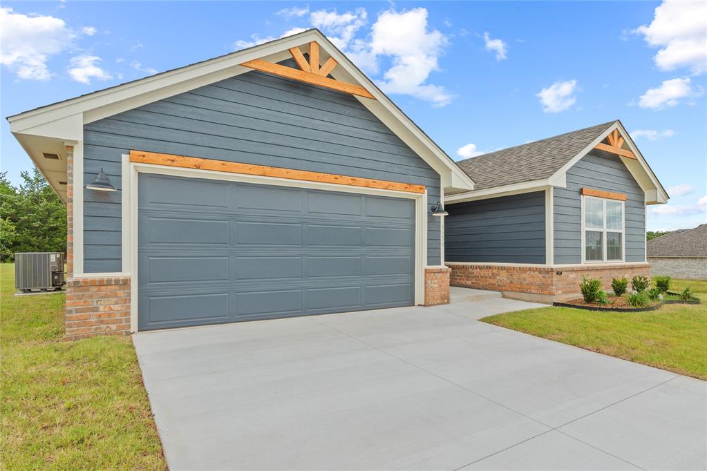 4656 Lincoln Landing Property Photo 4