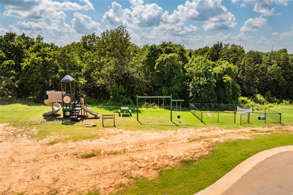 4656 Lincoln Landing Property Photo 41