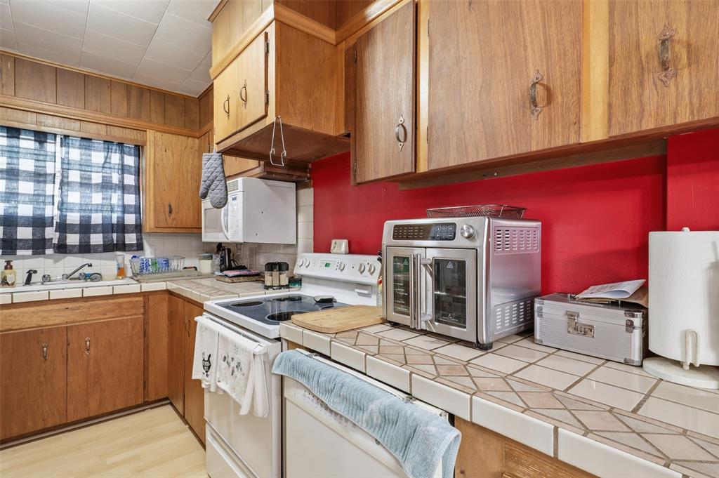 1105 N Canyon Street Property Photo 13