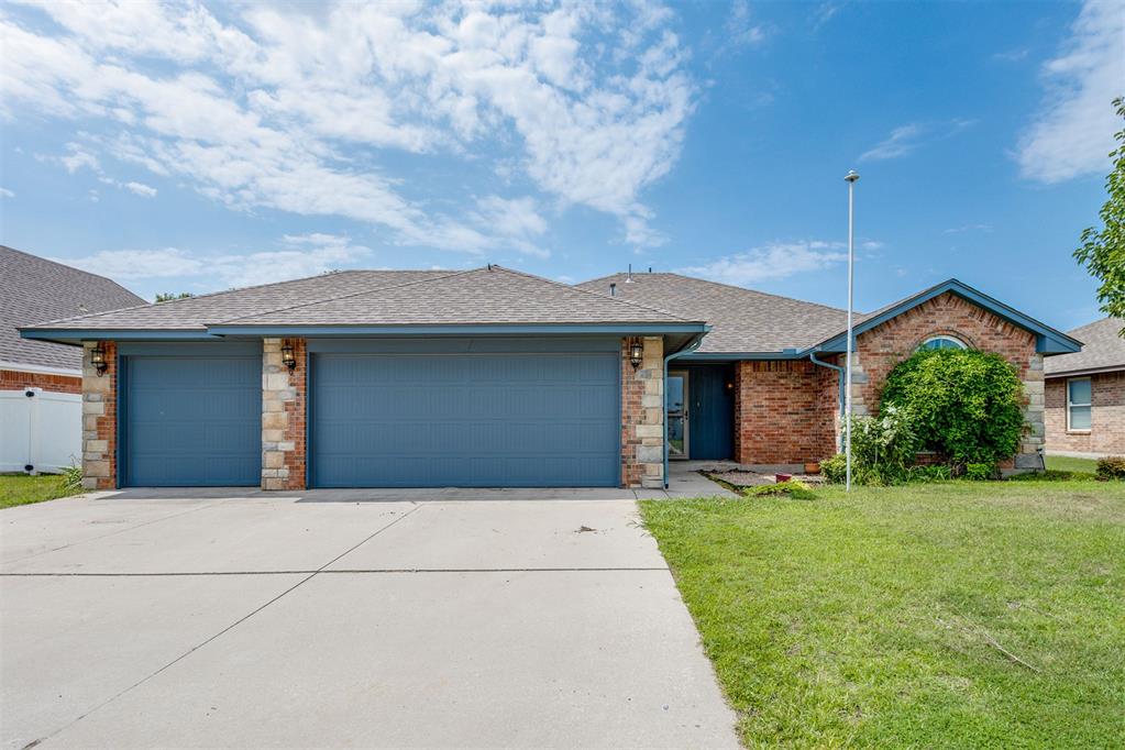 1178 Se 16th Place Property Photo 1