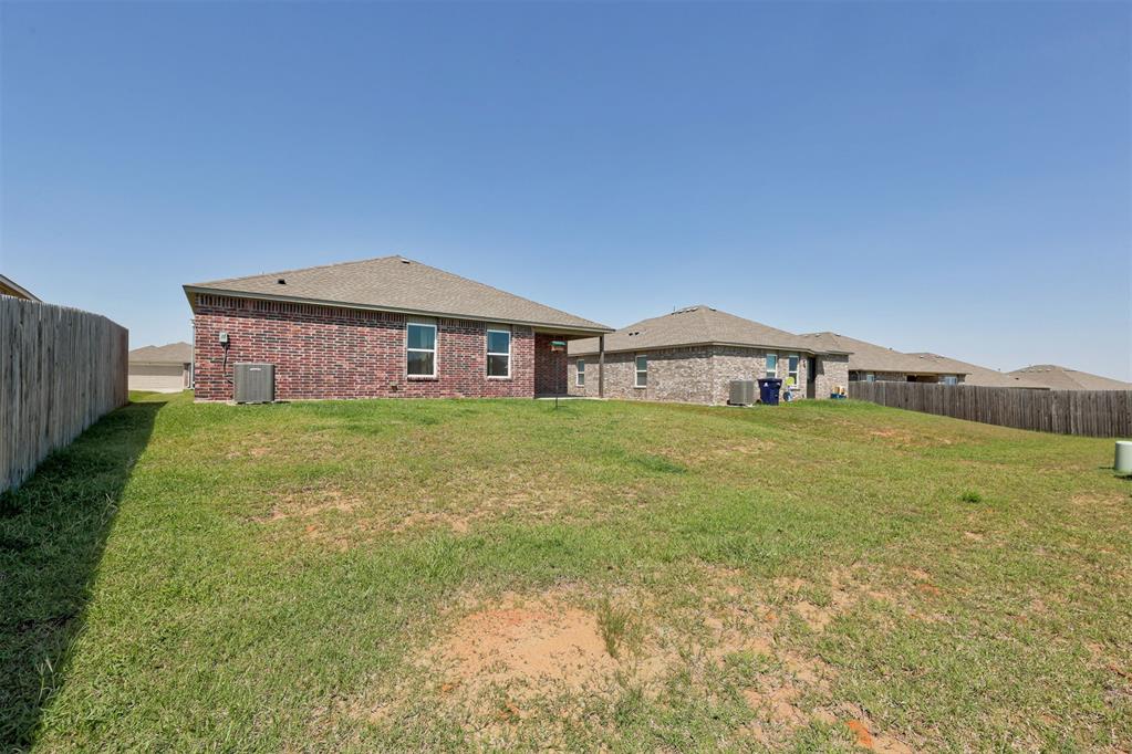 11717 Nw 96th Street Property Photo 22