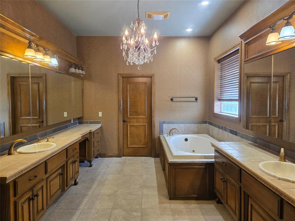 2800 E Hefner Road Property Photo 39