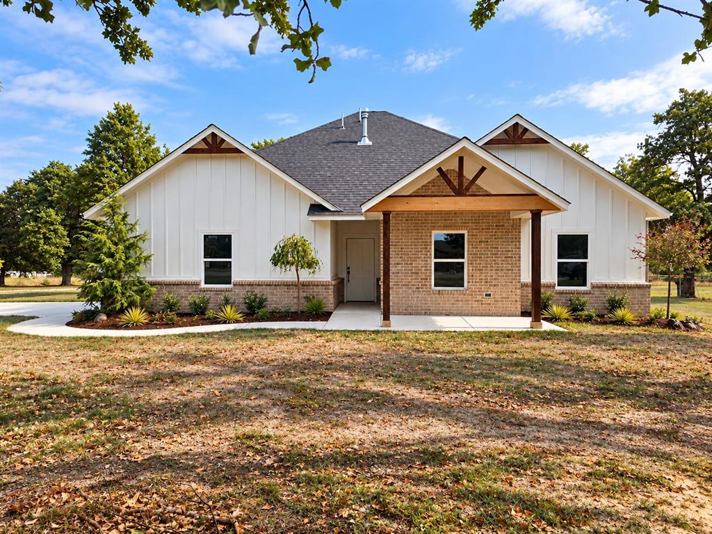 1292 Sue Lane Property Photo 1