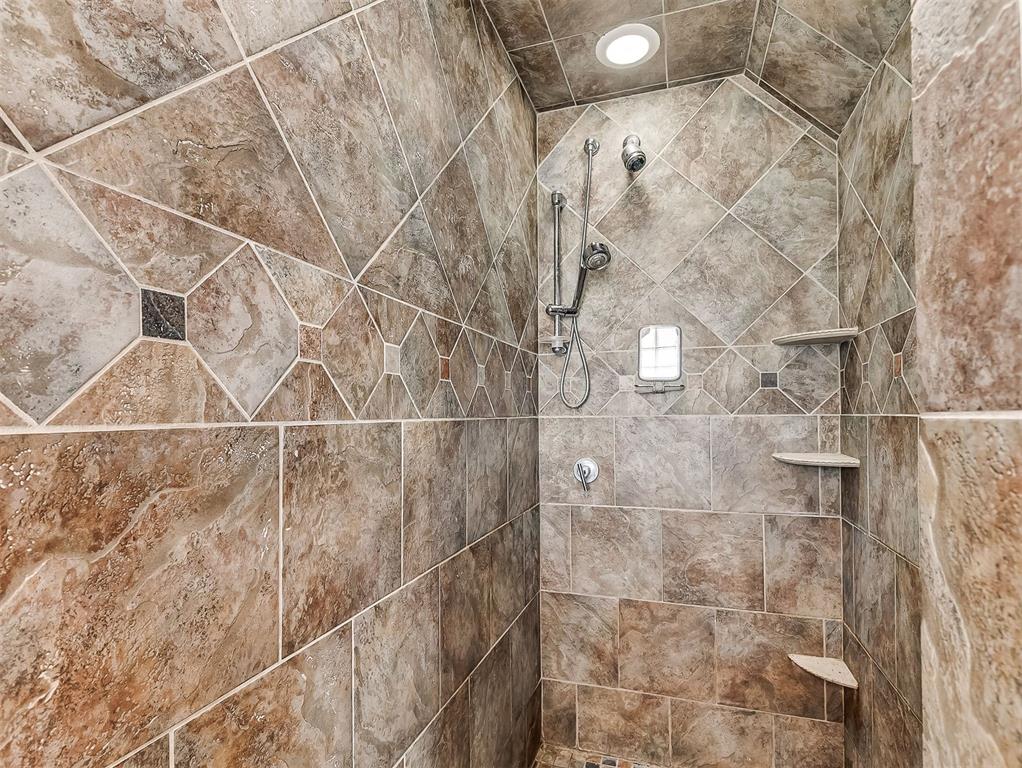 921 Hannah Dr Property Photo 20