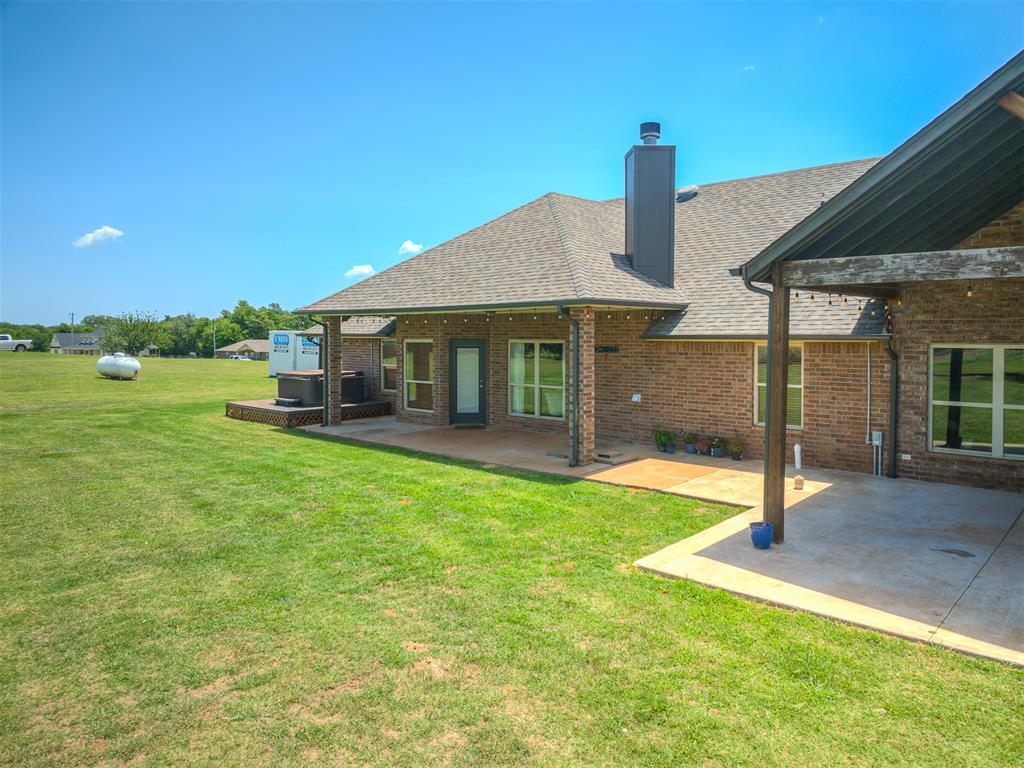 18900 Pawnee Creek Road Property Photo 3