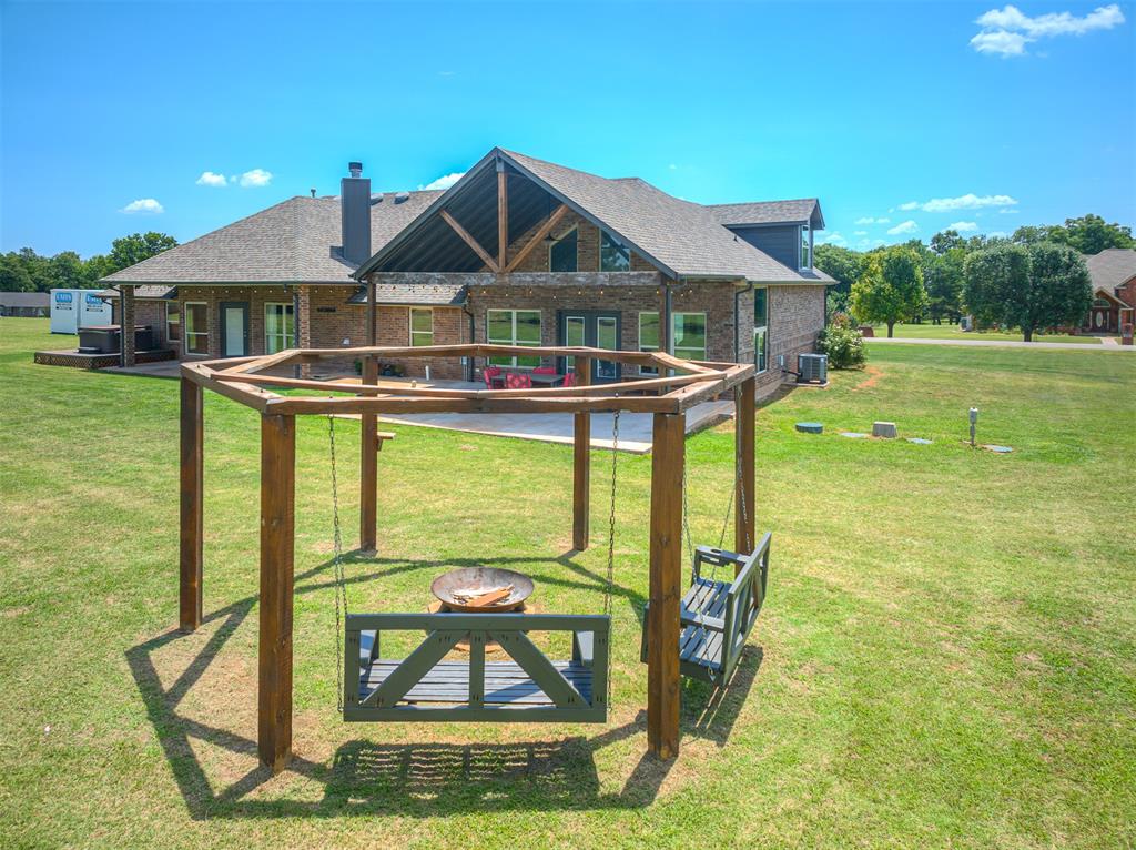 18900 Pawnee Creek Road Property Photo 6
