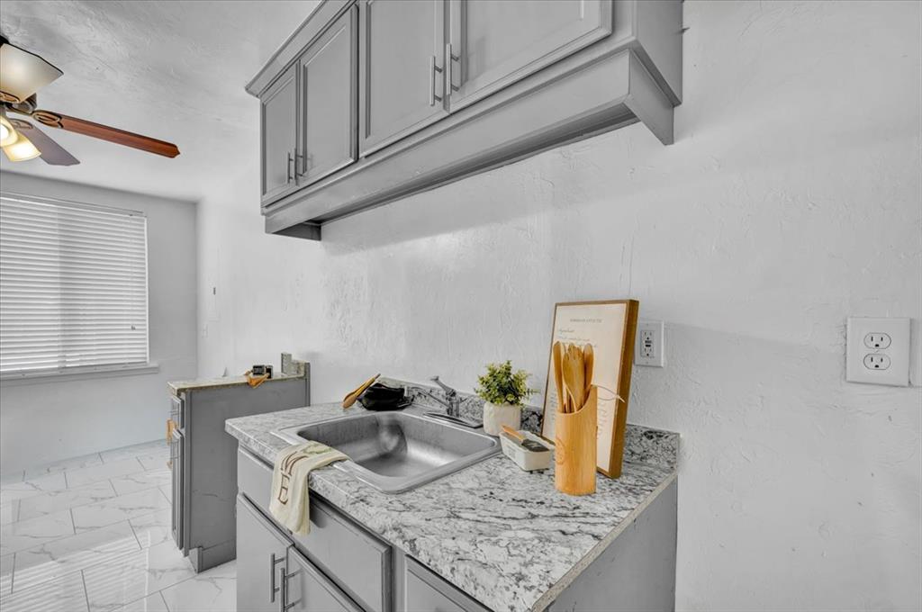 717 Se 31st Street Property Photo 29