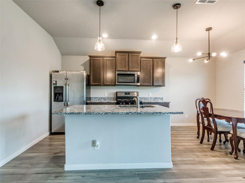 1000 Nw 3rd Street Property Photo 8