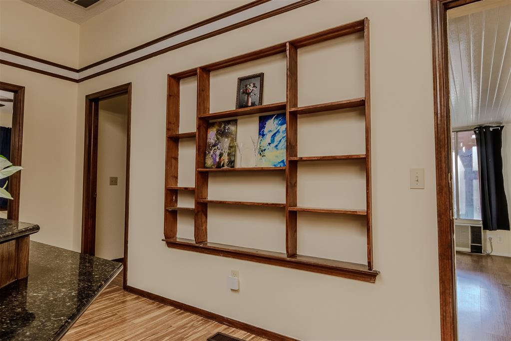 9809 S Brookline Avenue Property Photo 14