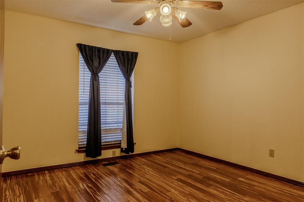 9809 S Brookline Avenue Property Photo 20