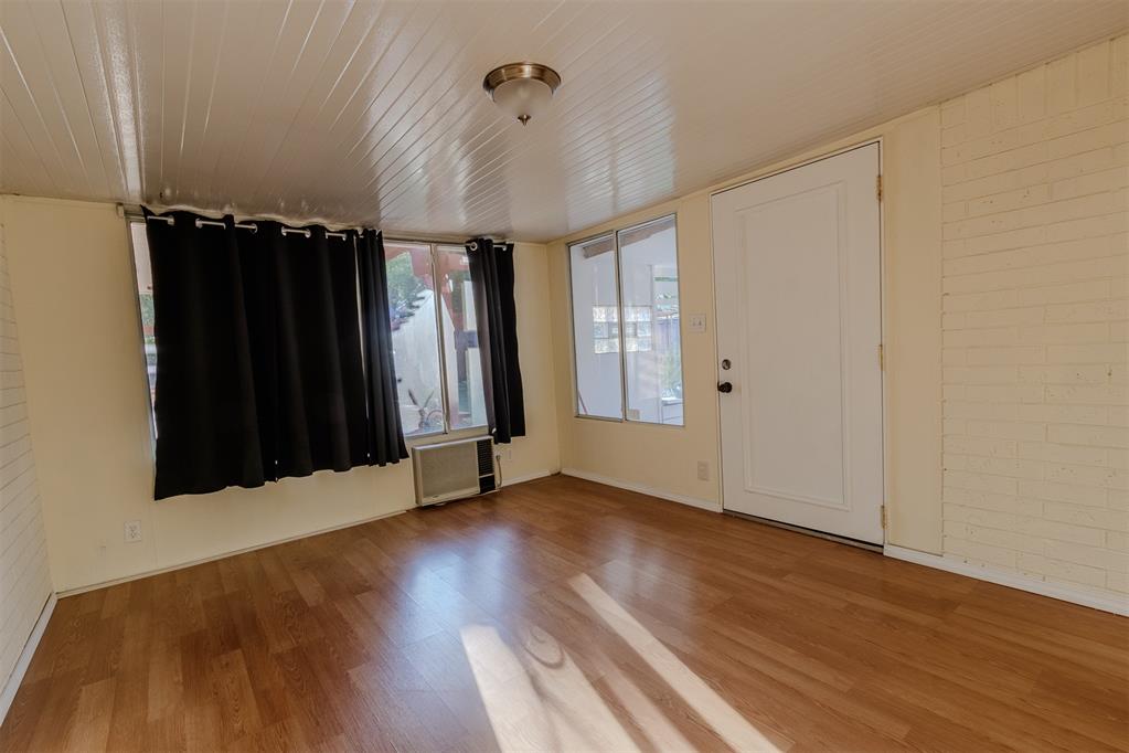 9809 S Brookline Avenue Property Photo 29