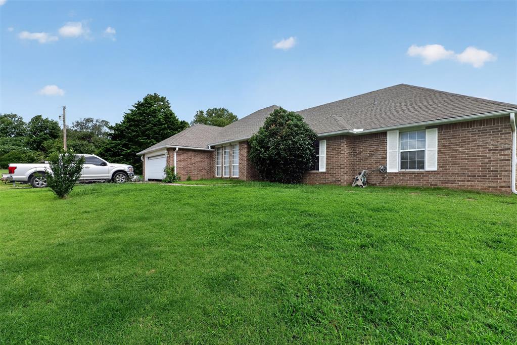 5 Rainbow Drive Property Photo 1
